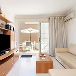 In Mit Grosser Terrasse Und Meerblick By Interhome 팔름-마르