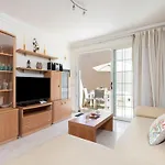 In Mit Grosser Terrasse Und Meerblick By Interhome *